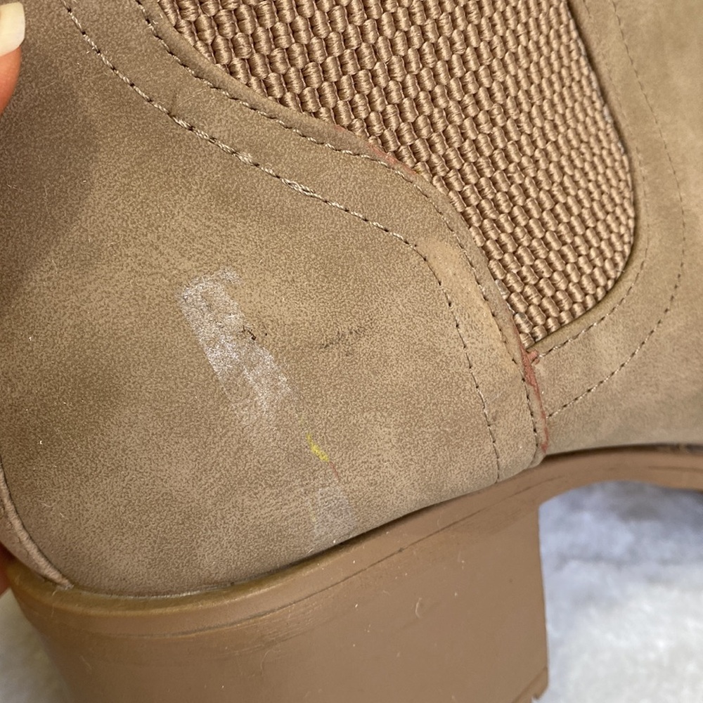 Mia Alejandro Boots Size 10 - Picture 8 of 16